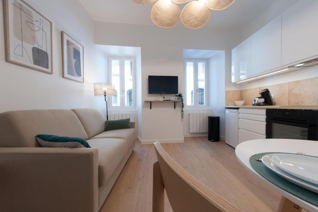 Le Cachat - Hyper Centre - Wifi Gratuit Apartment